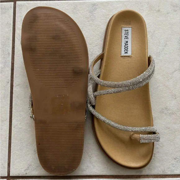 Steve Madden Glittering Silver Sandals - Picture 2 of 2